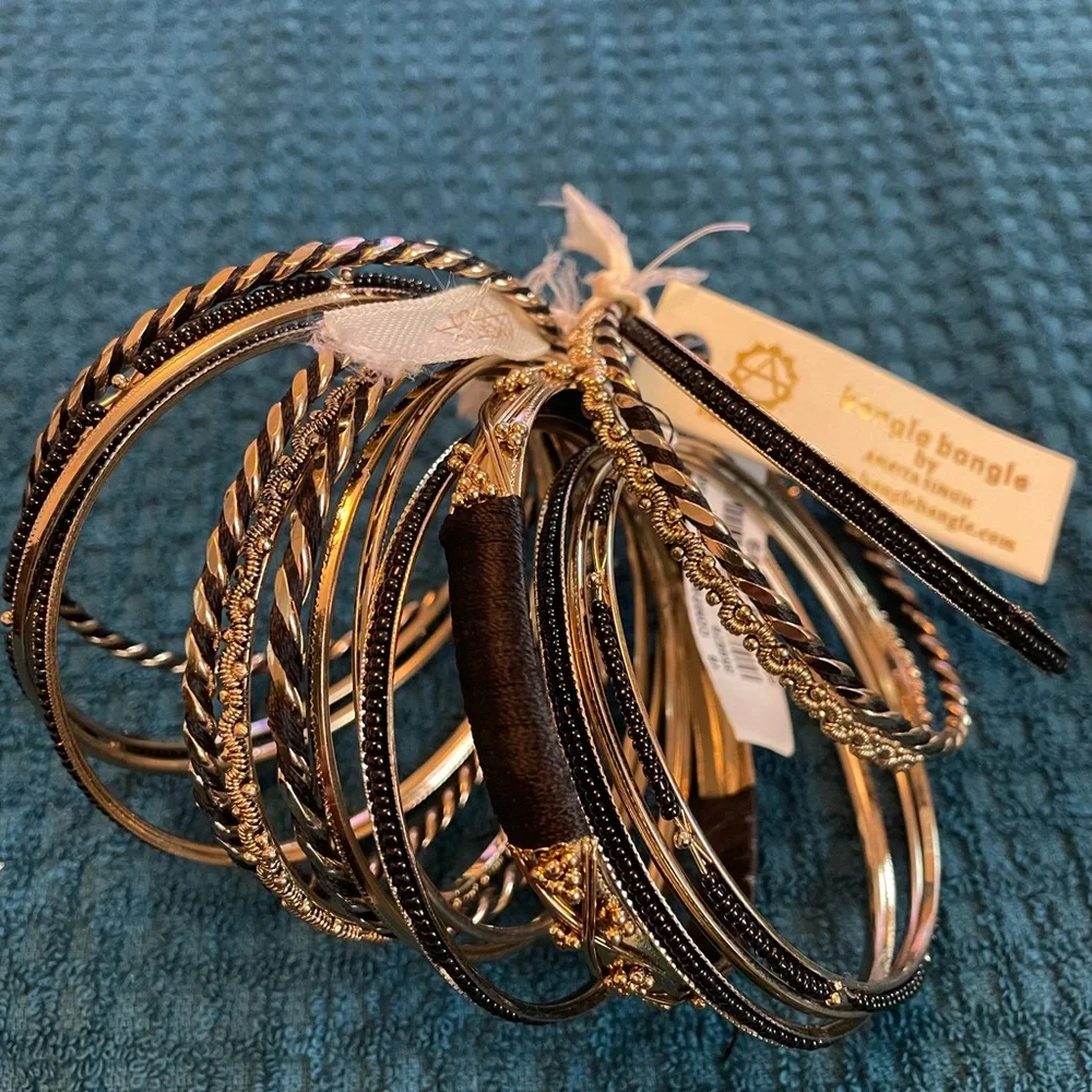 BNWT Bangle Bangle by Amirita SinghBlack/Gold (tone) - Picture 1 of 5